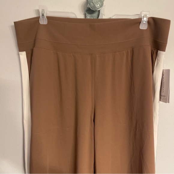 Athleta Venice Colorblock Wide Leg Pant 2X Rustic Beige NWT - Picture 4 of 14